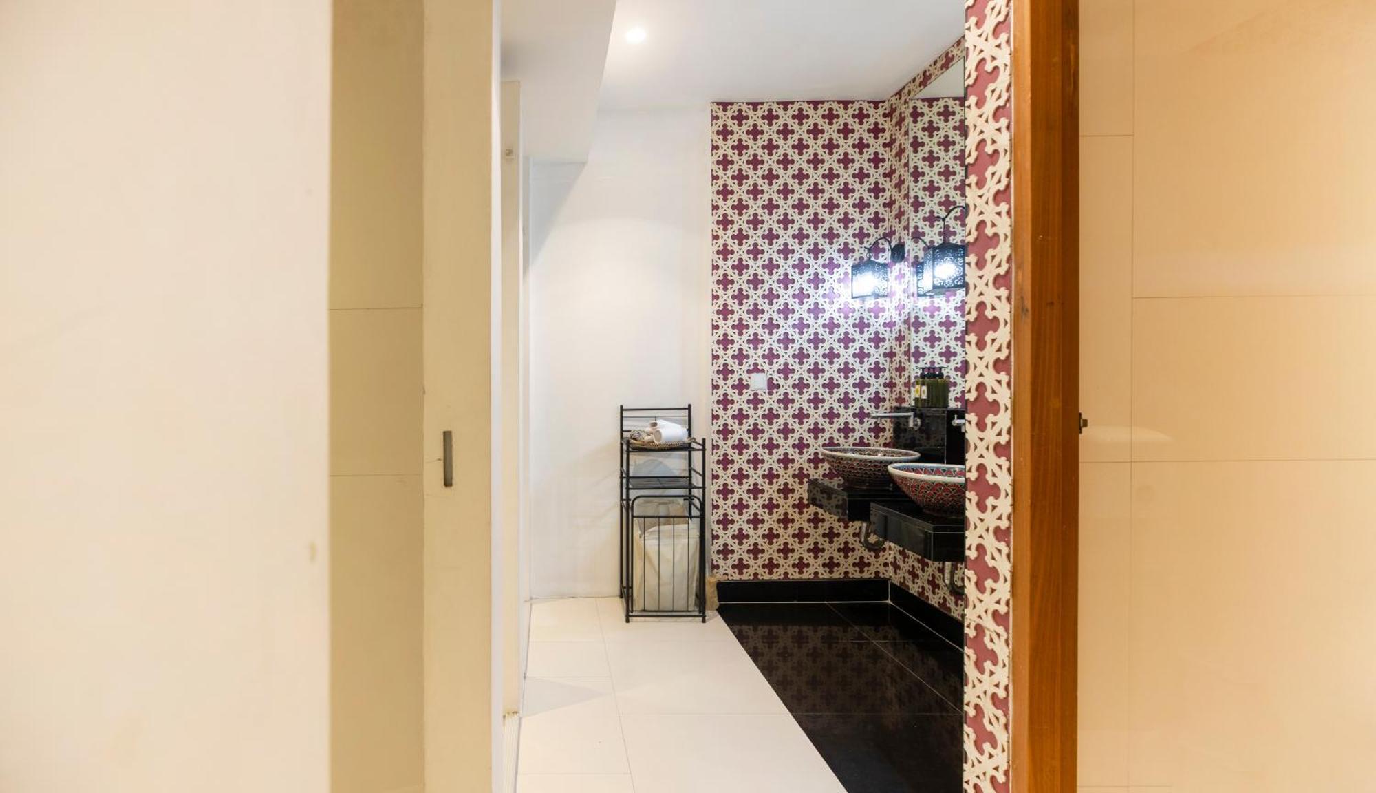 Nimit Boutique Hotel Банкок Екстериор снимка