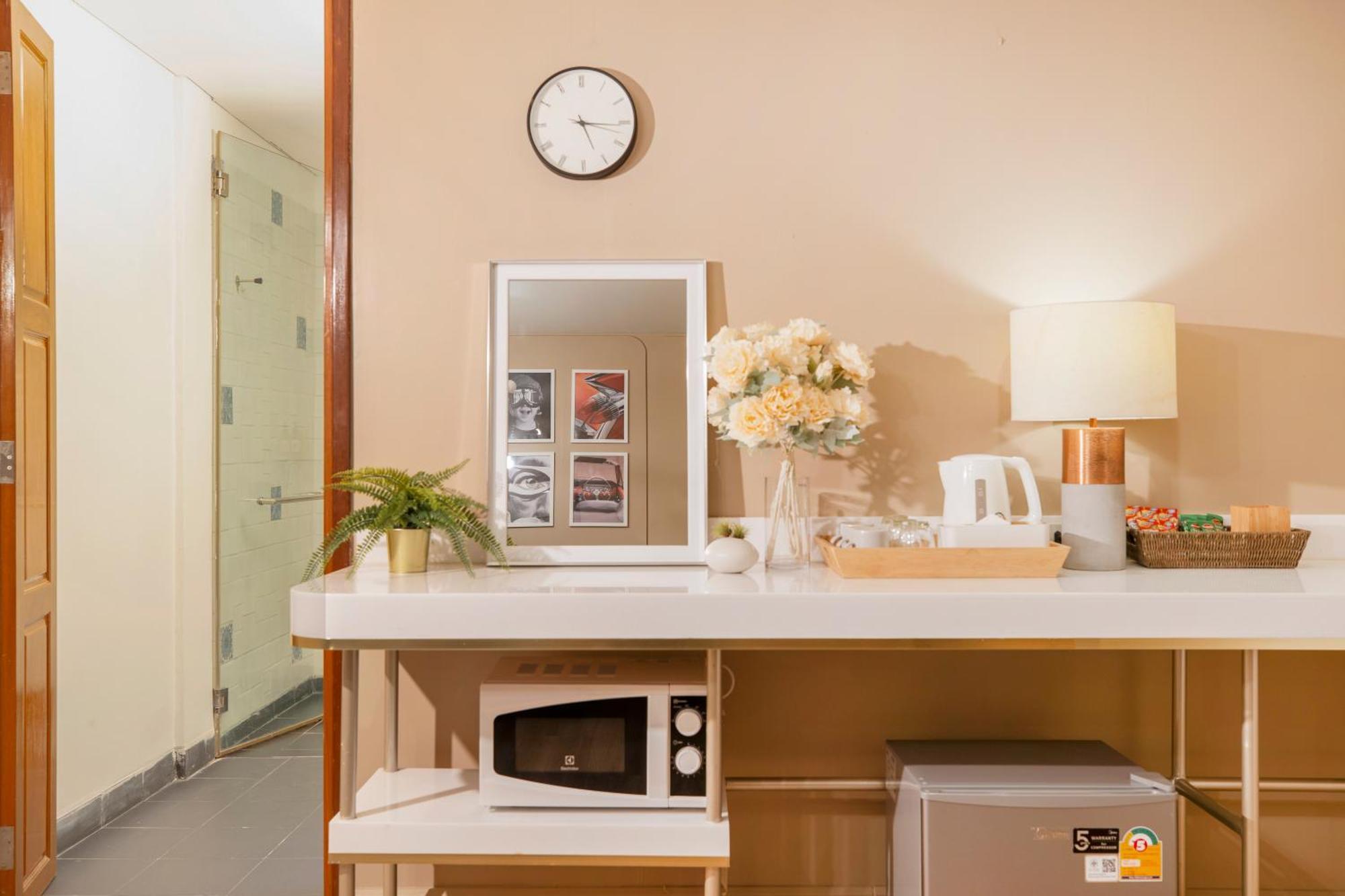 Nimit Boutique Hotel Банкок Екстериор снимка